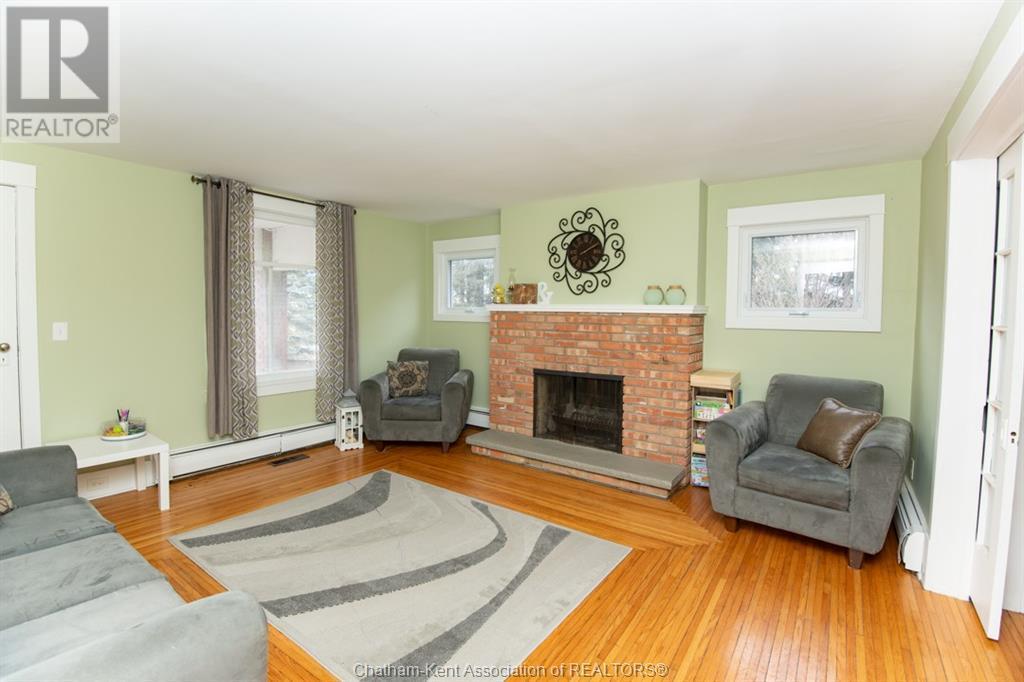 












11325 BROOK LINE

,
Dresden,




Ontario
N0P1M0

