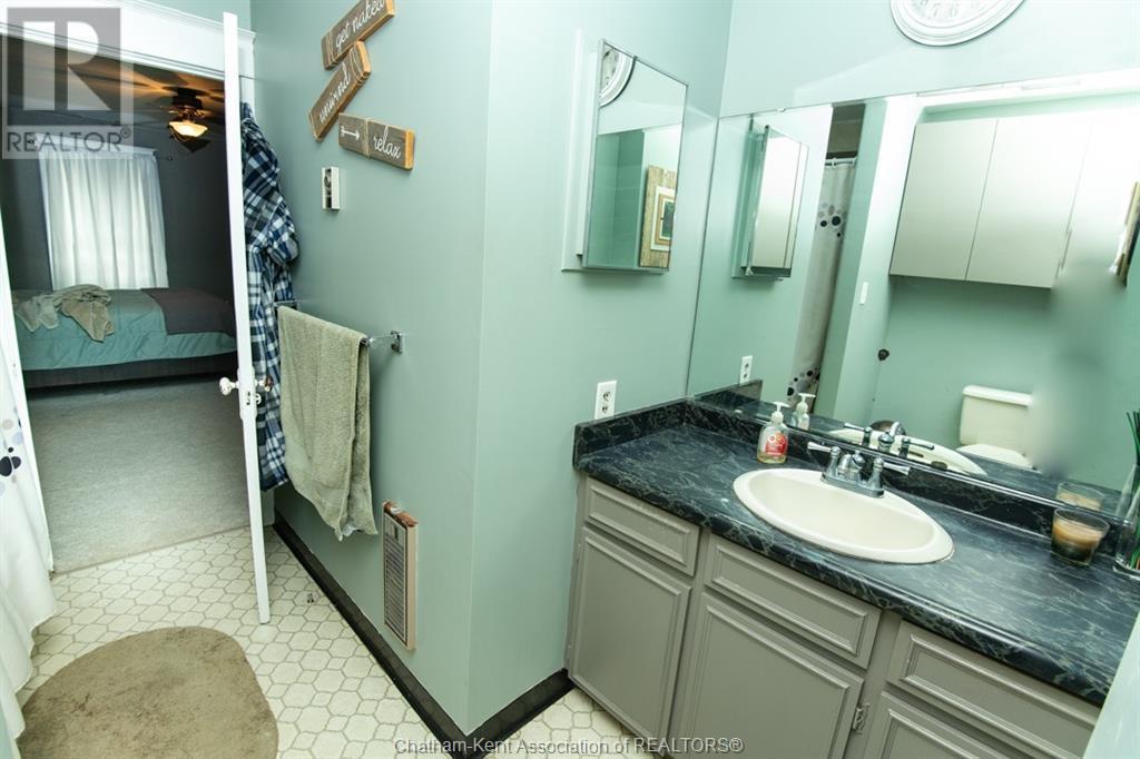 












11325 BROOK LINE

,
Dresden,




Ontario
N0P1M0

