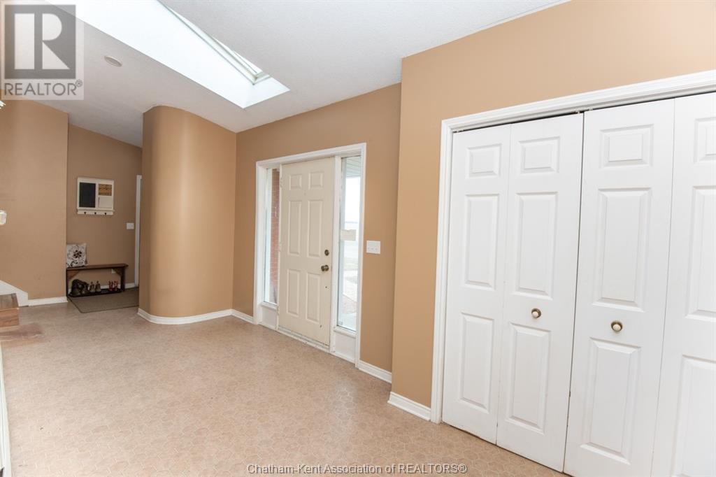












11325 BROOK LINE

,
Dresden,




Ontario
N0P1M0

