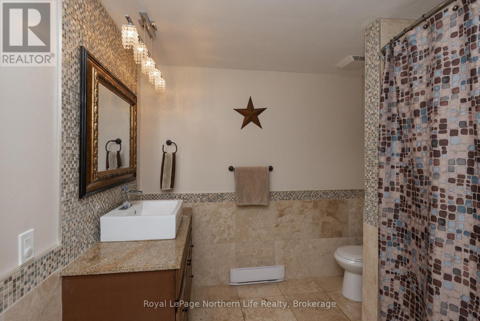 












105 TURNER DRIVE

,
North Bay (Ferris),




Ontario
P1A4H5

