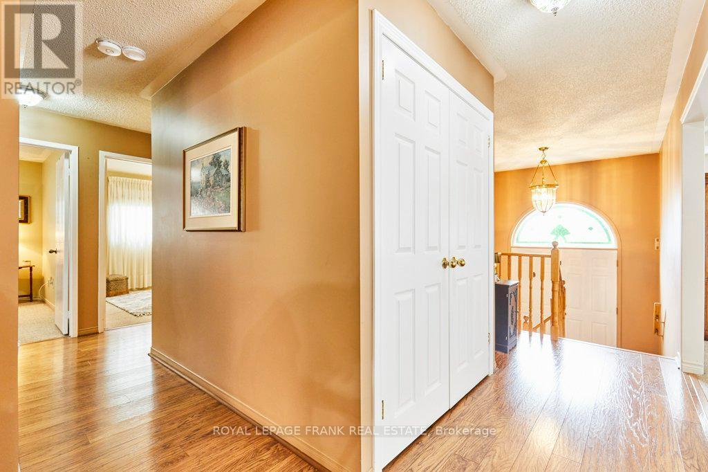












1775 EDENWOOD DRIVE

,
Oshawa (Samac),




Ontario
L1G7Y3

