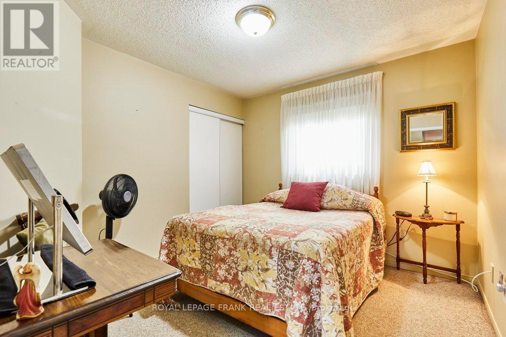 












1775 EDENWOOD DRIVE

,
Oshawa (Samac),




Ontario
L1G7Y3

