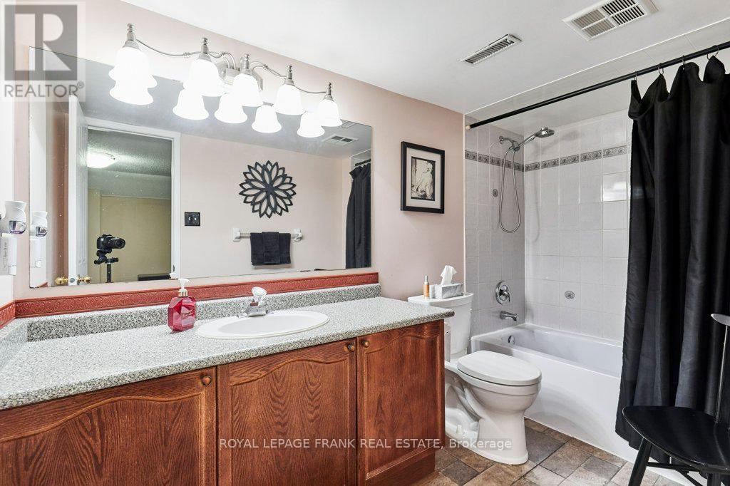 












1775 EDENWOOD DRIVE

,
Oshawa (Samac),




Ontario
L1G7Y3

