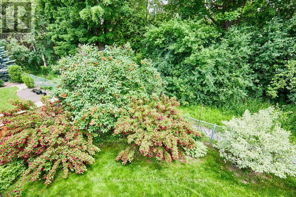












1775 EDENWOOD DRIVE

,
Oshawa (Samac),




Ontario
L1G7Y3

