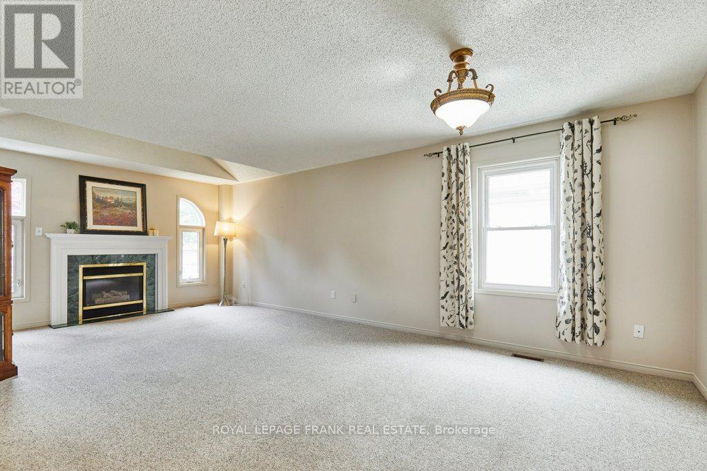 












1775 EDENWOOD DRIVE

,
Oshawa (Samac),




Ontario
L1G7Y3

