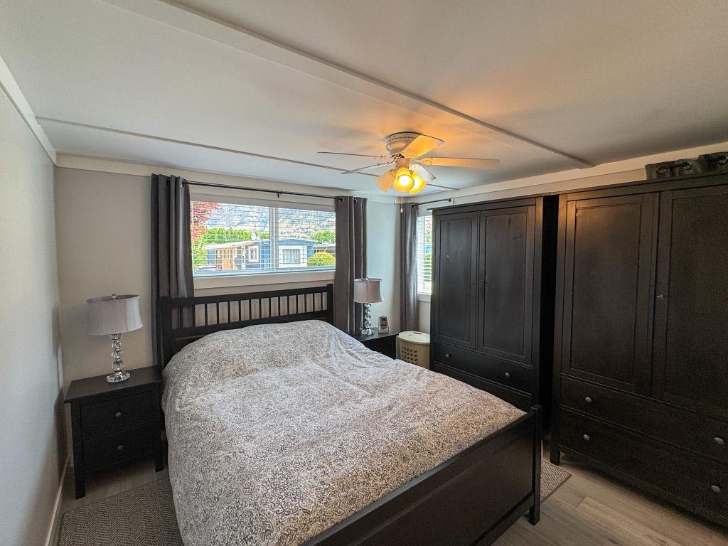 









4911


Cedar

Lane, 8,
Osoyoos,




BC
V0H 1V3

