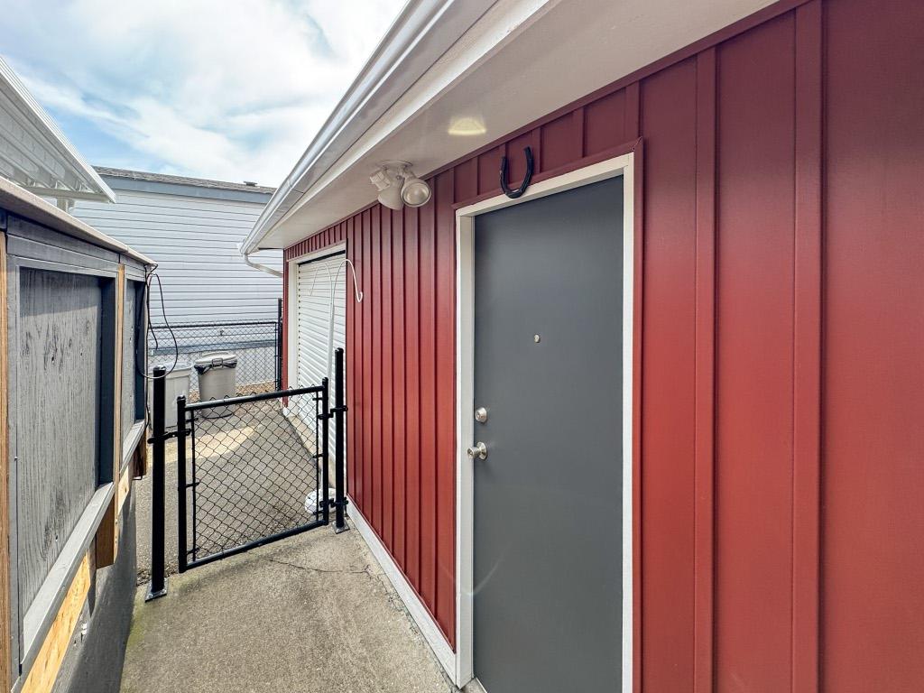 









4911


Cedar

Lane, 8,
Osoyoos,




BC
V0H 1V3

