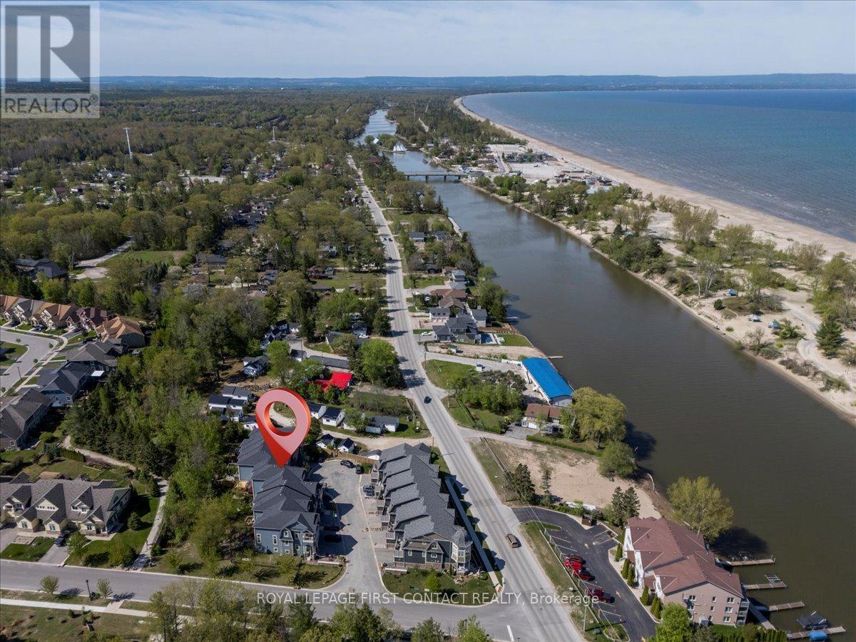 












8 NAUTICAL LANE

,
Wasaga Beach,




Ontario
L9Z0G1

