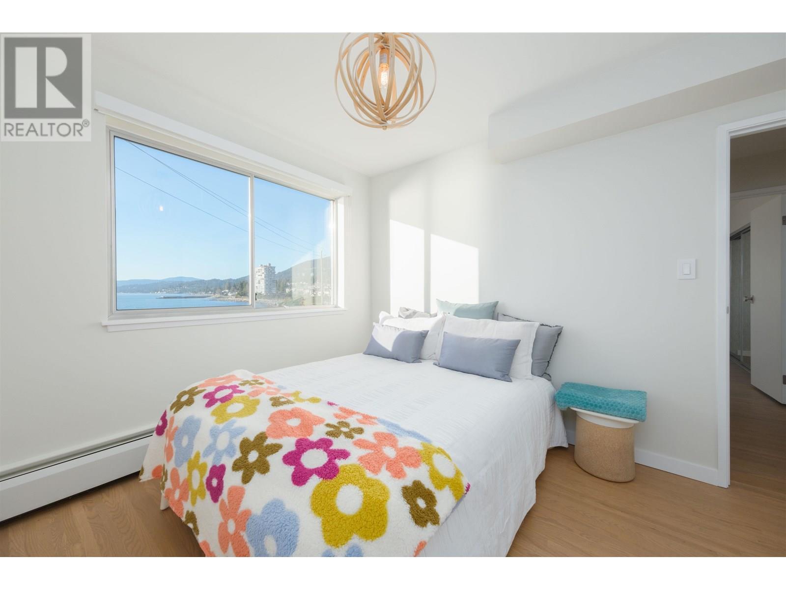 












102 2246 BELLEVUE AVENUE

,
West Vancouver,




British Columbia
V7V1C6

