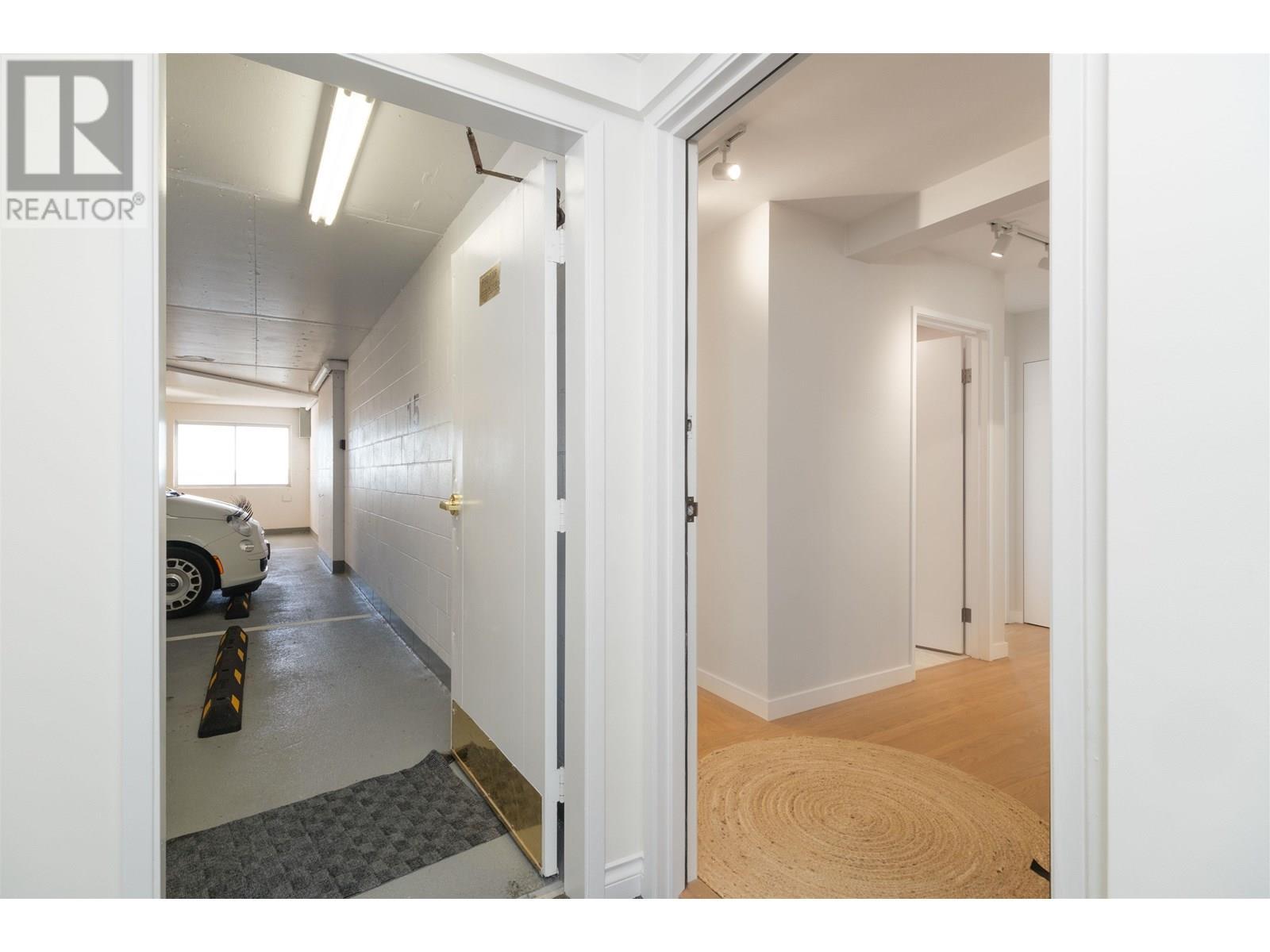 












102 2246 BELLEVUE AVENUE

,
West Vancouver,




British Columbia
V7V1C6

