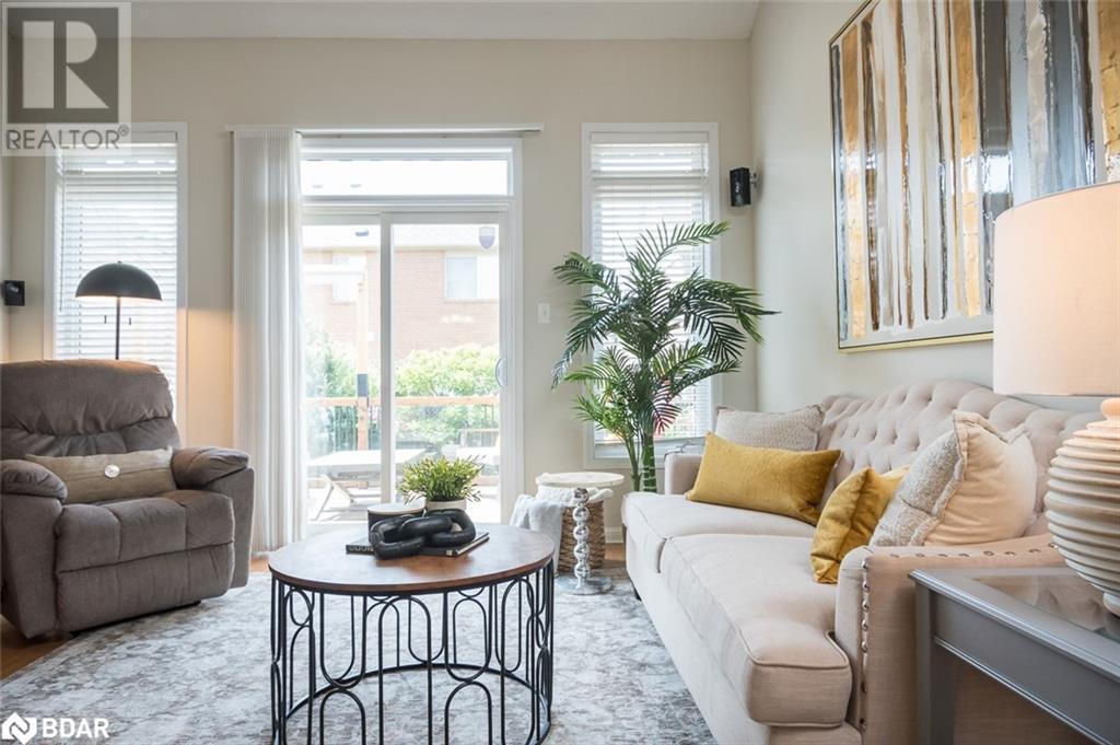












1022 DONNELLY Street

,
Milton,




Ontario
L9T0A2

