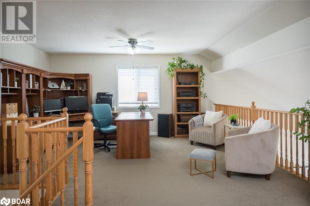












1022 DONNELLY Street

,
Milton,




Ontario
L9T0A2

