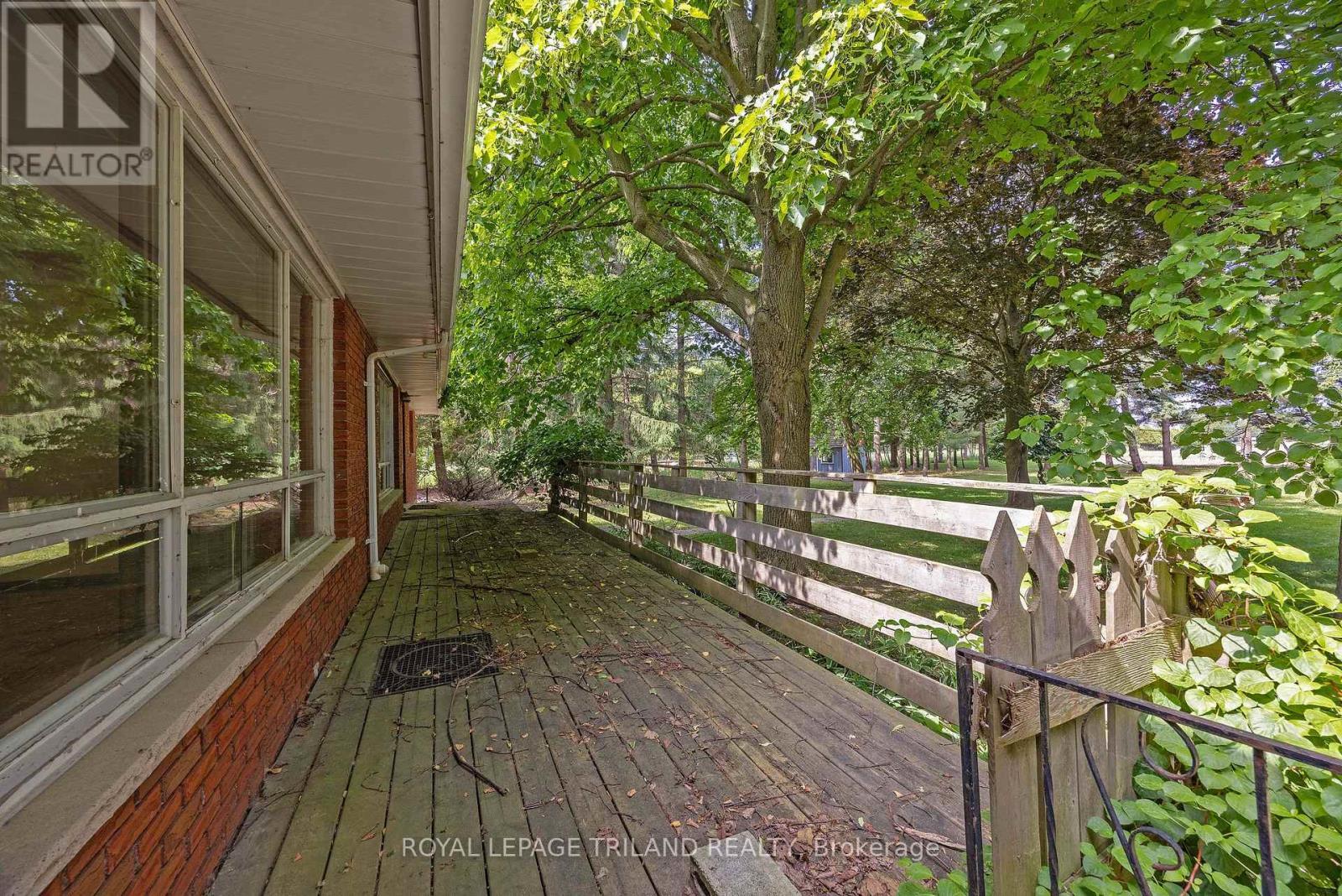 












39339 BUSH LINE

,
St. Thomas,







Ontario
N5P3S9

