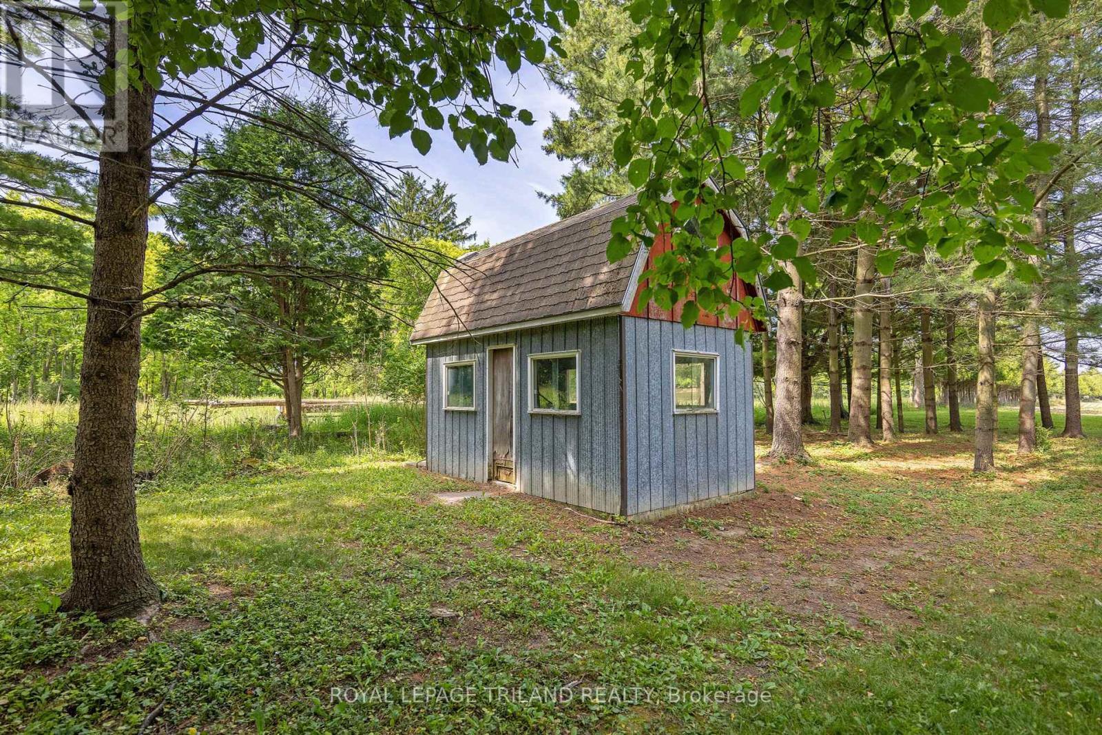 












39339 BUSH LINE

,
St. Thomas,







Ontario
N5P3S9

