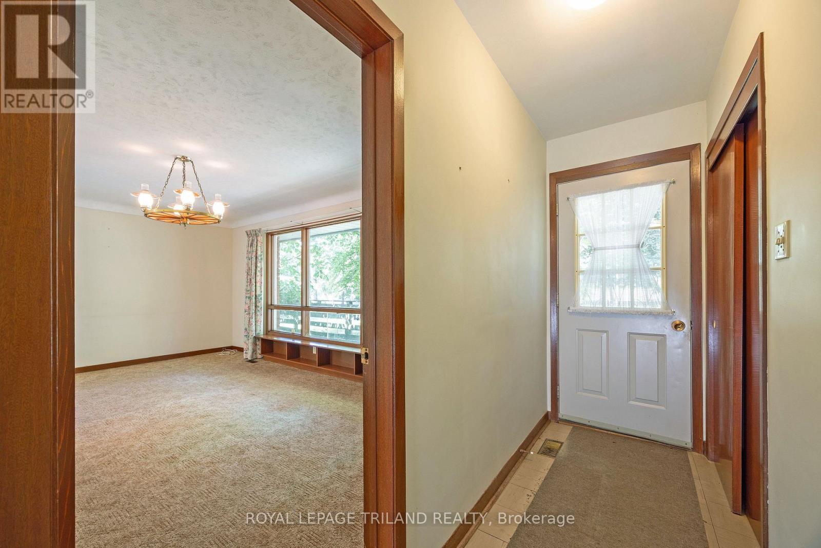 












39339 BUSH LINE

,
St. Thomas,







Ontario
N5P3S9

