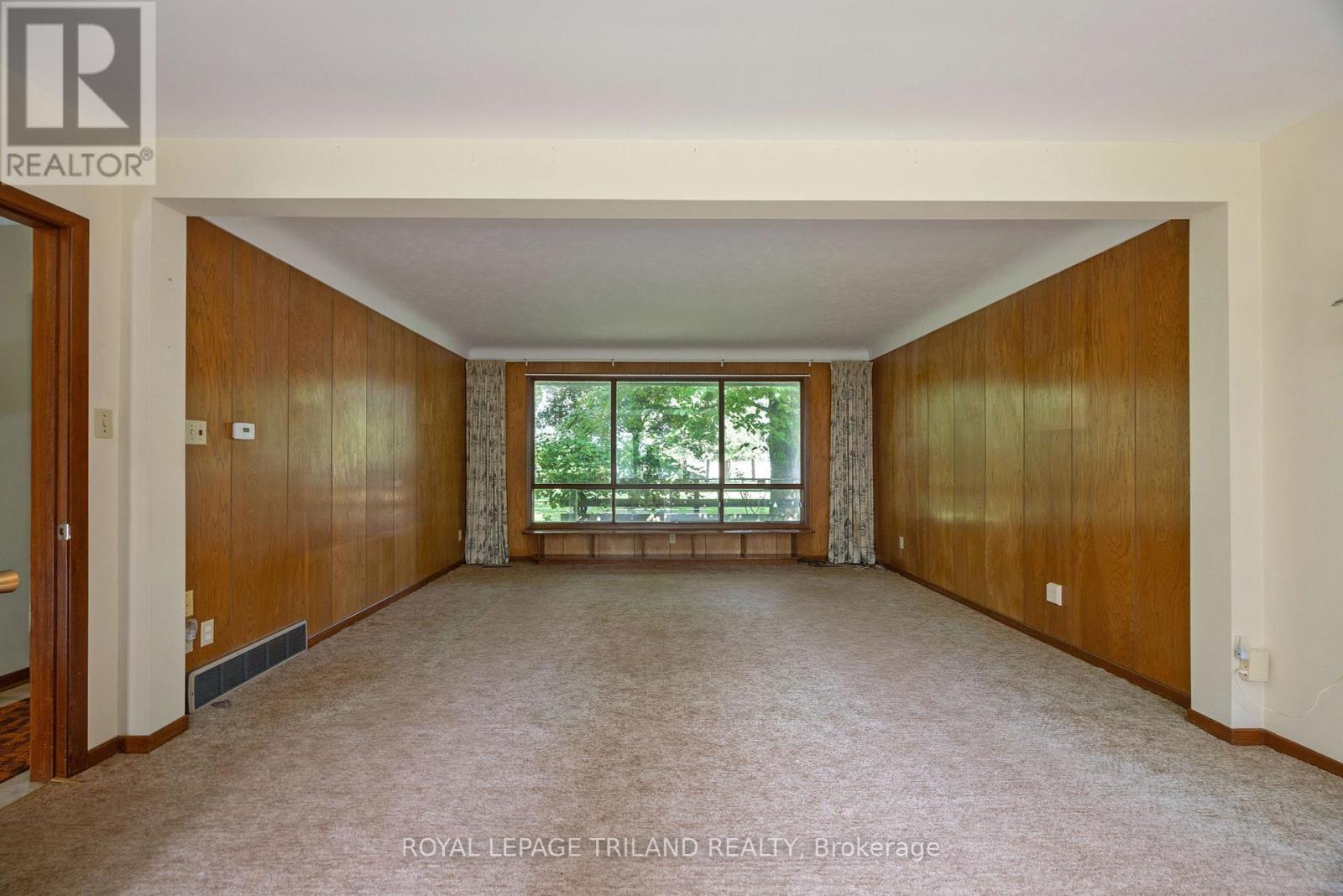 












39339 BUSH LINE

,
St. Thomas,







Ontario
N5P3S9

