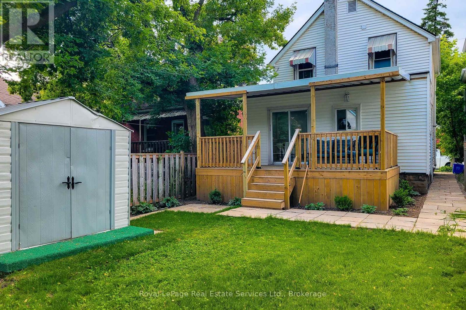 












116 GARSIDE AVENUE N

,
Hamilton (Homeside),




Ontario
L8H4W3

