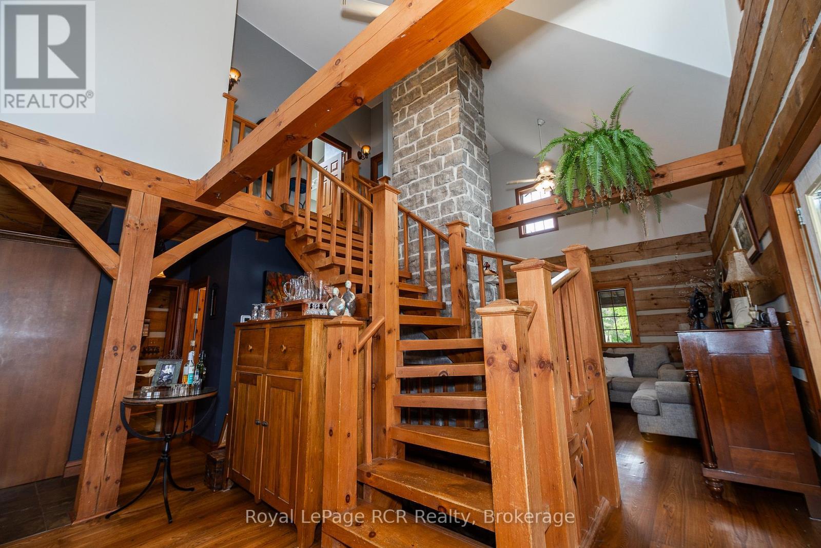 












552691 GREY RD 23

,
Southgate,




Ontario
N0G2A0

