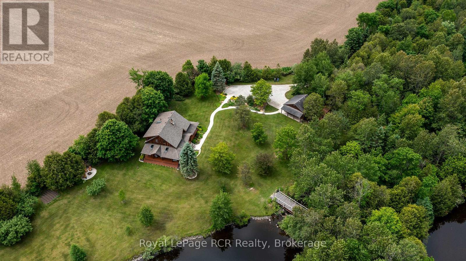












552691 GREY RD 23

,
Southgate,




Ontario
N0G2A0

