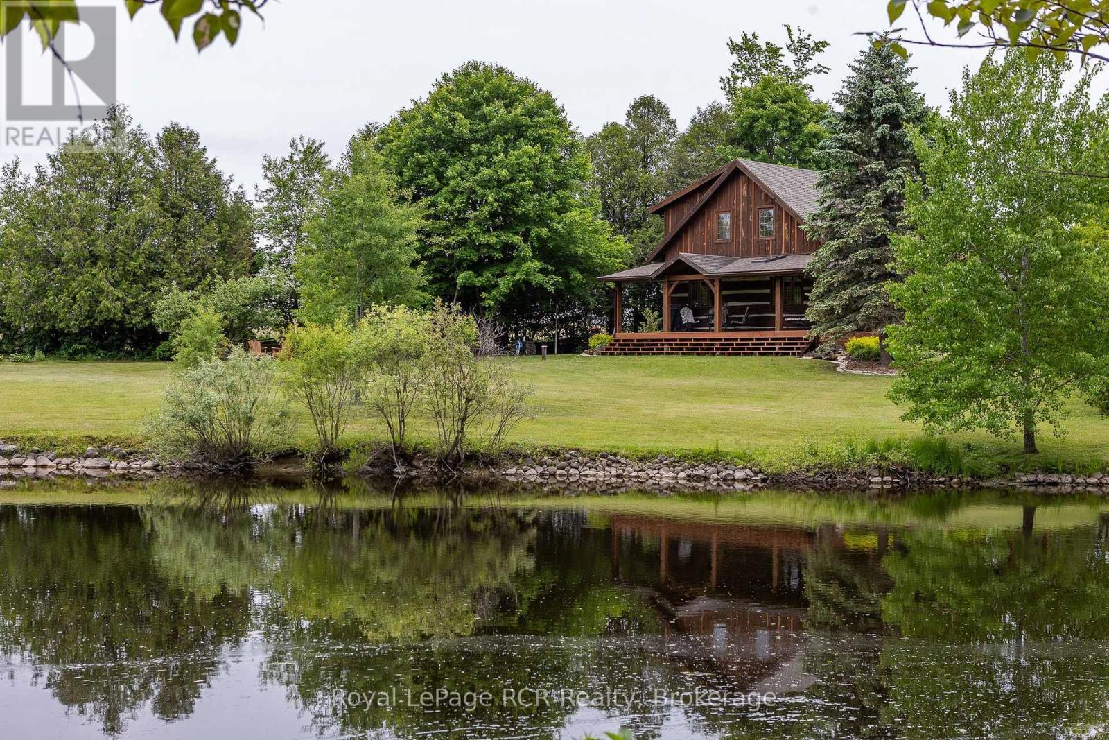 












552691 GREY RD 23

,
Southgate,




Ontario
N0G2A0

