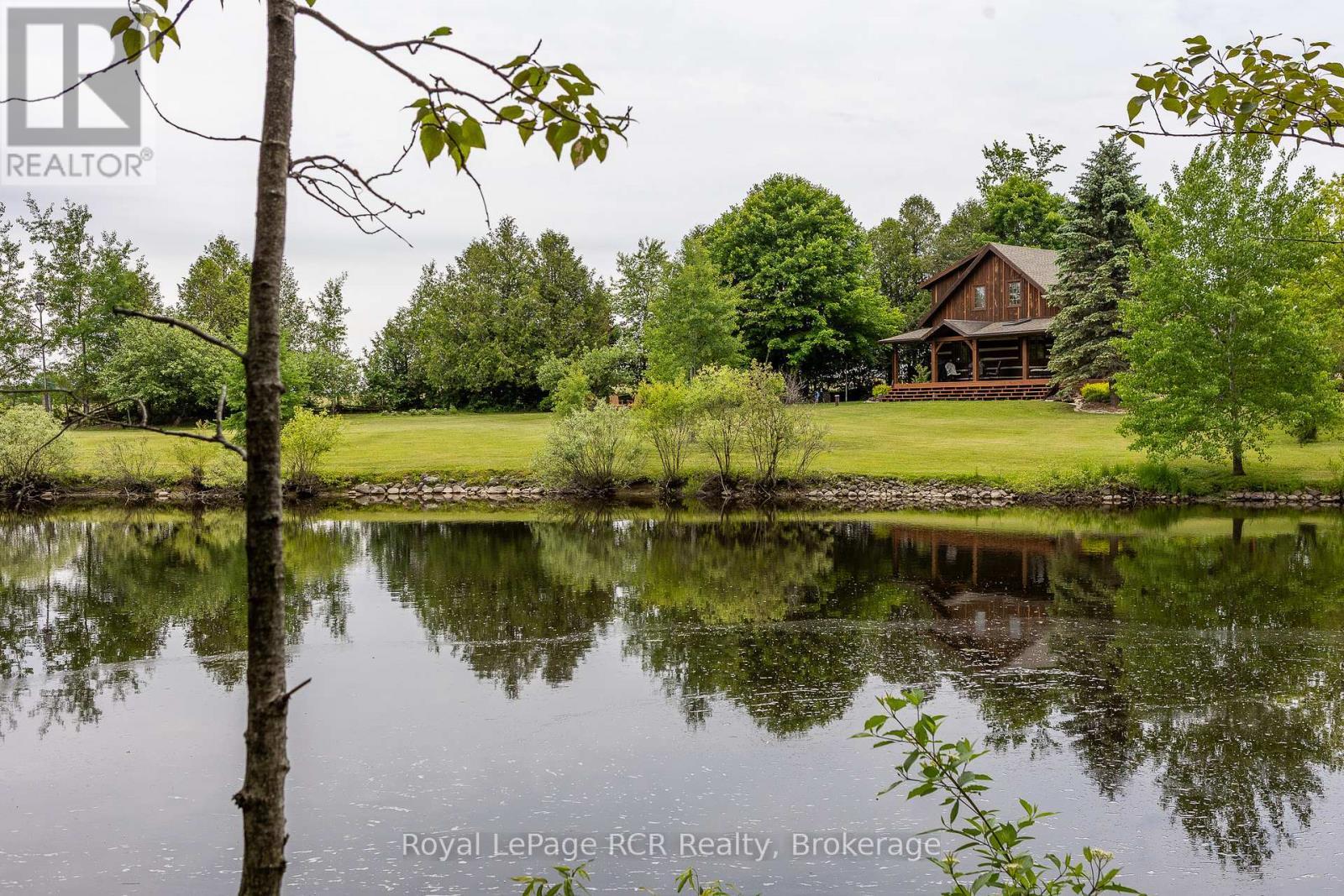












552691 GREY RD 23

,
Southgate,




Ontario
N0G2A0

