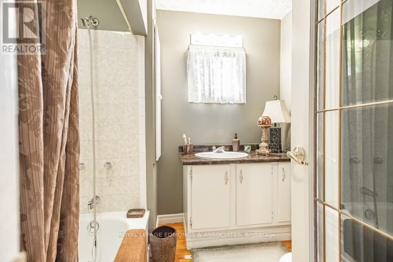 












1315 BLAKELY CRESCENT W

,
Pembroke,




Ontario
K8A6Z9

