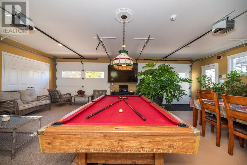 












1315 BLAKELY CRESCENT W

,
Pembroke,




Ontario
K8A6Z9

