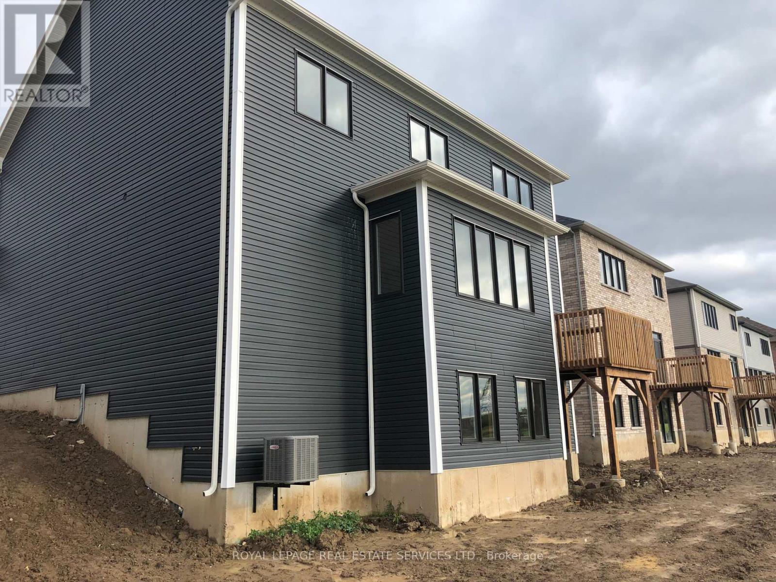 












96 EXPLORER WAY

,
Thorold,




Ontario
L2V0K3

