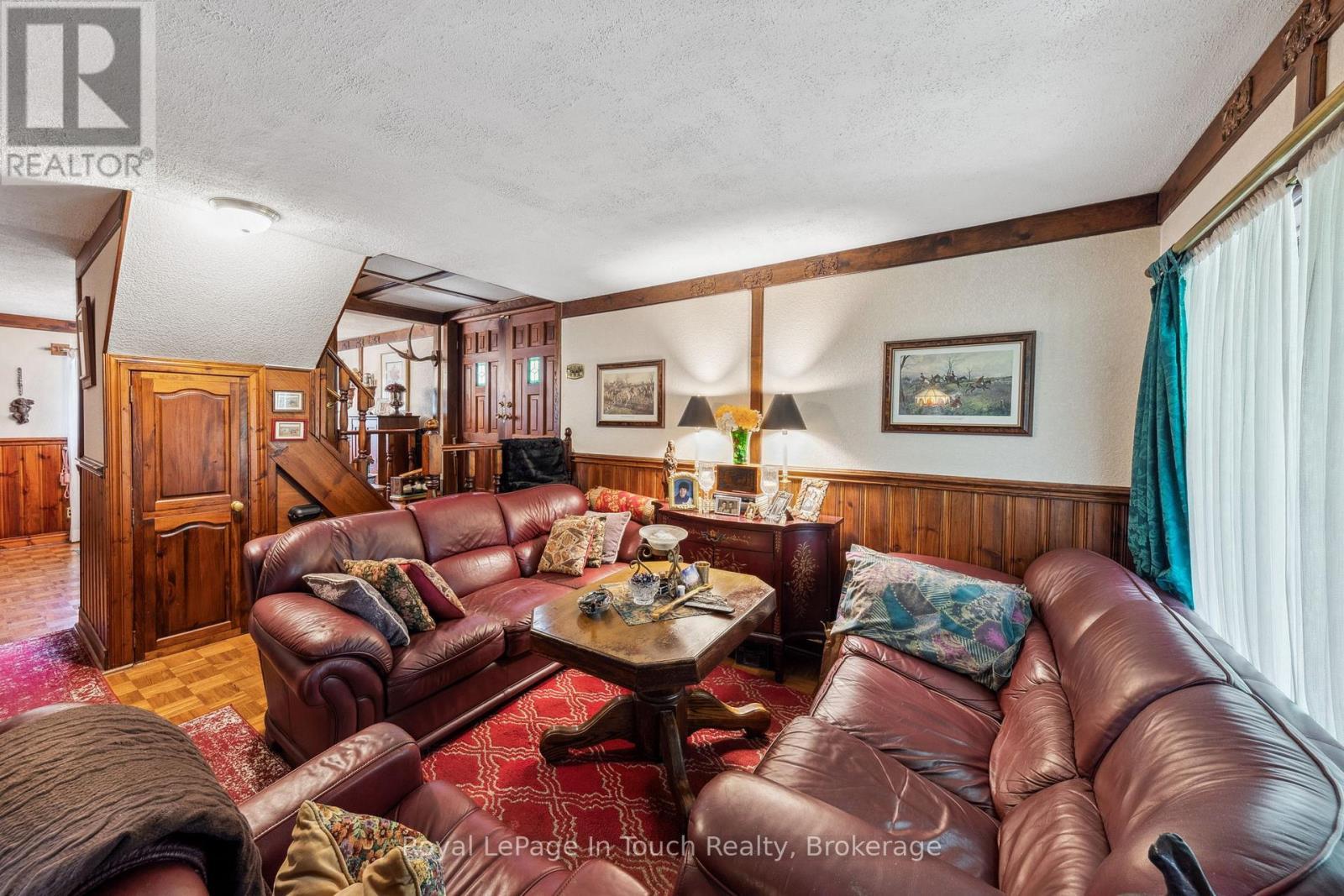 












62 TUCSON ROAD

,
Tiny,




Ontario
L9M0B6

