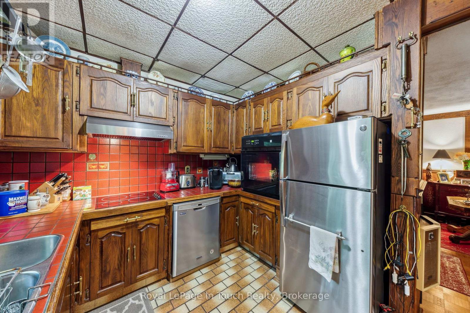 












62 TUCSON ROAD

,
Tiny,




Ontario
L9M0B6

