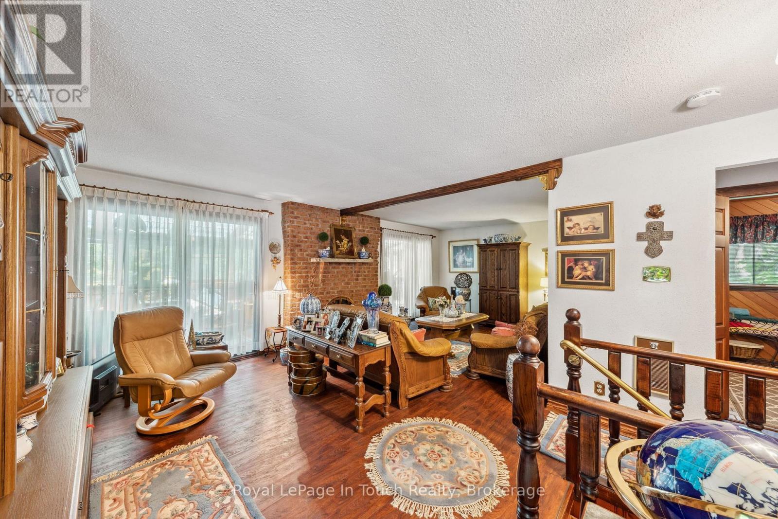 












62 TUCSON ROAD

,
Tiny,




Ontario
L9M0B6

