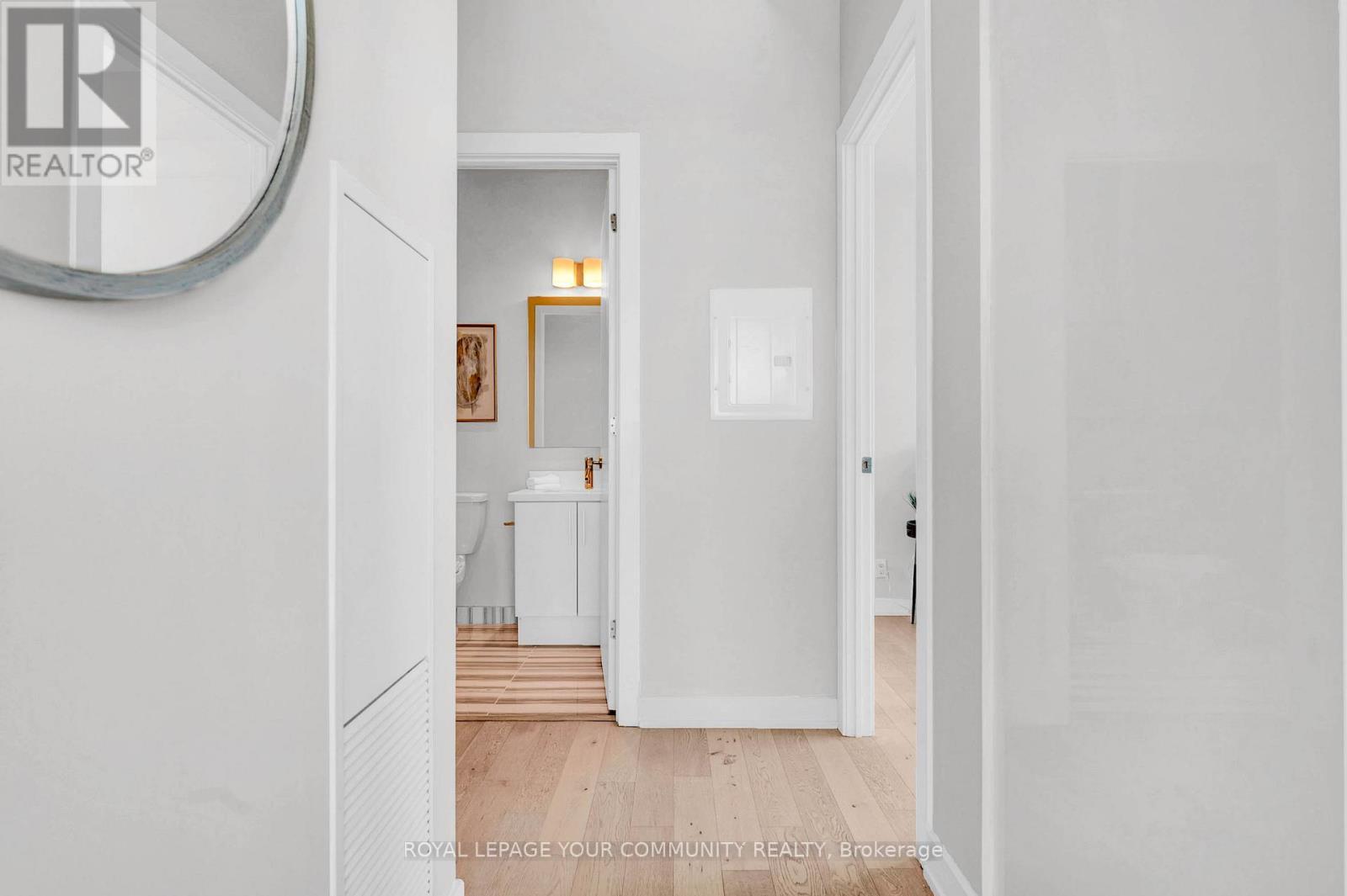 












LP04 - 2220 LAKESHORE BOULEVARD W

,
Toronto,




Ontario
M8V0C1

