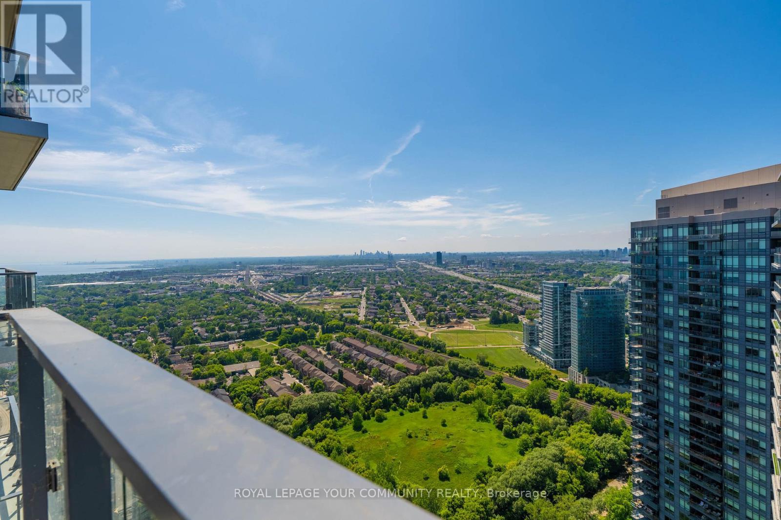 












LP04 - 2220 LAKESHORE BOULEVARD W

,
Toronto,




Ontario
M8V0C1

