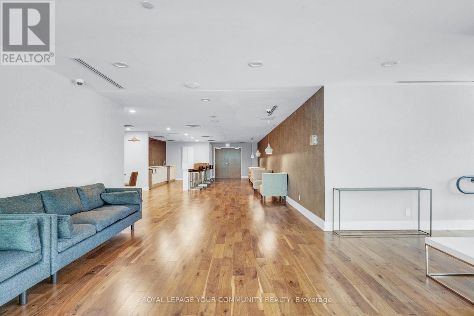 












LP04 - 2220 LAKESHORE BOULEVARD W

,
Toronto,




Ontario
M8V0C1

