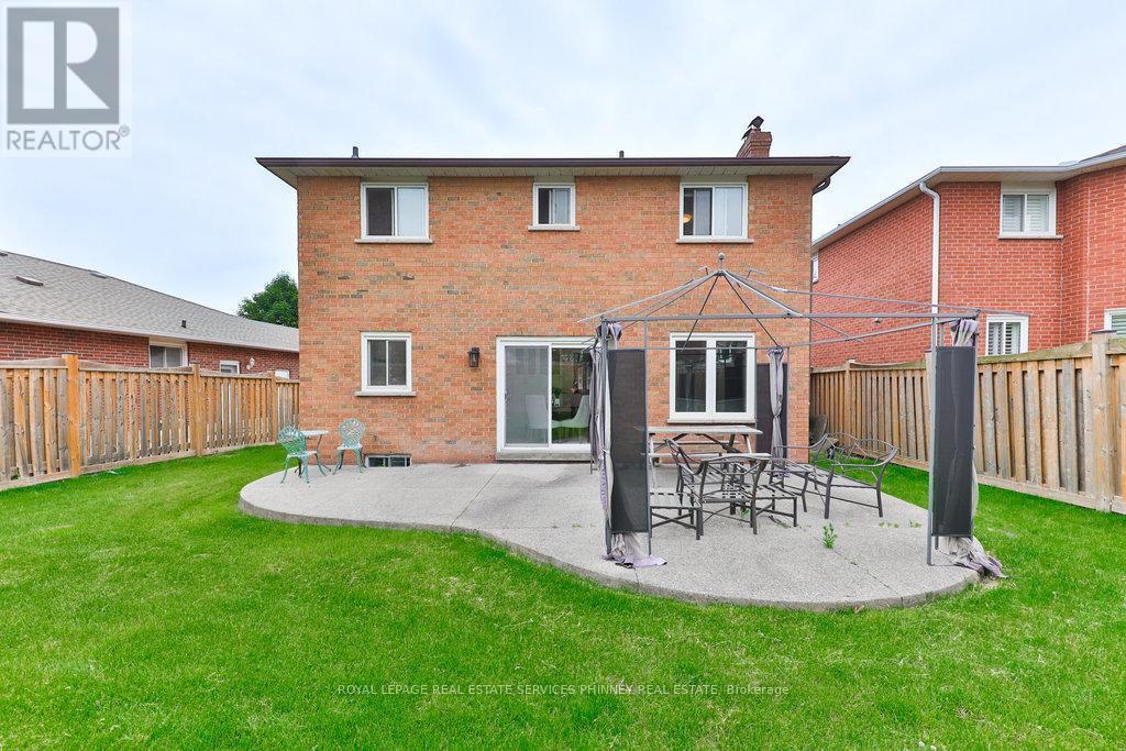 












296 EVERGREEN CRESCENT

,
Oakville,




Ontario
L6H4P5

