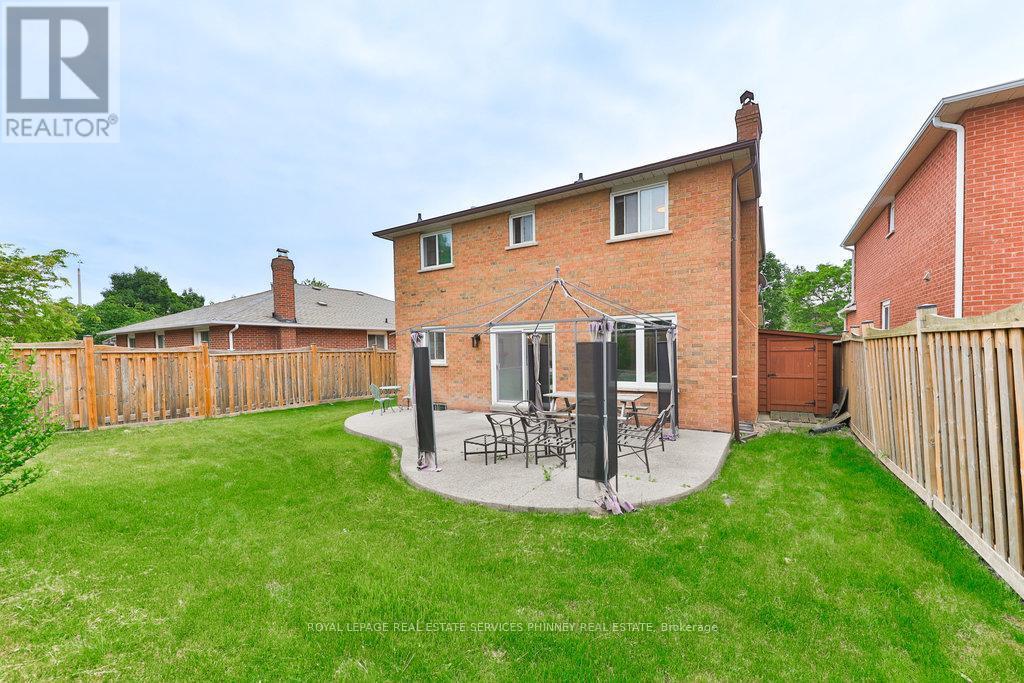 












296 EVERGREEN CRESCENT

,
Oakville,




Ontario
L6H4P5

