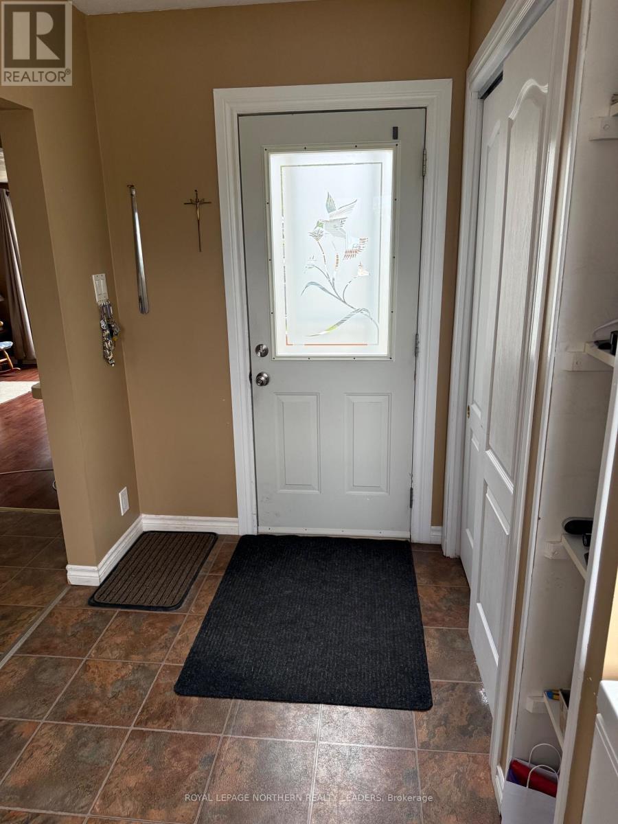 












69 GRASSLANDS ROAD W

,
Timmins (TNE - North),




Ontario
P4R8R9

