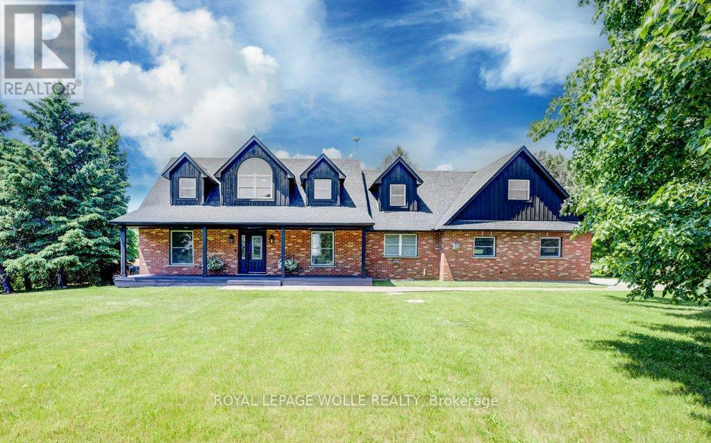 












8466 SIDEROAD 30

,
Centre Wellington,




Ontario
N0B2K0

