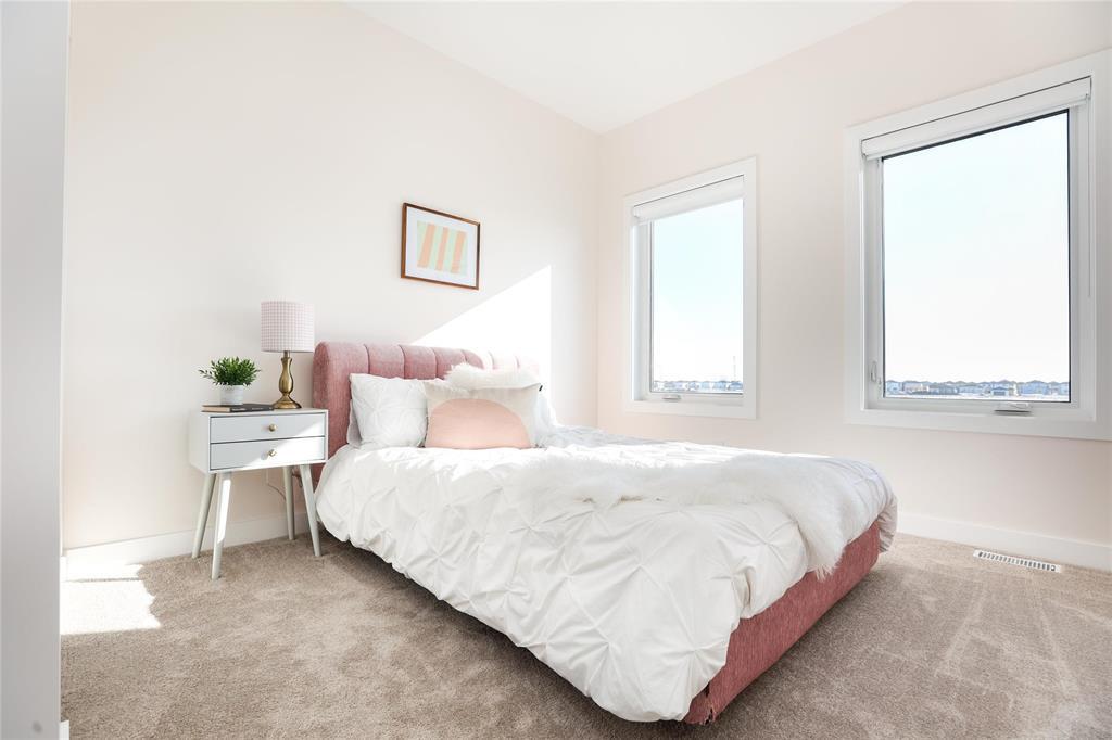 












13 Gardner Trail

,
West St Paul,




Manitoba
R2V5K1

