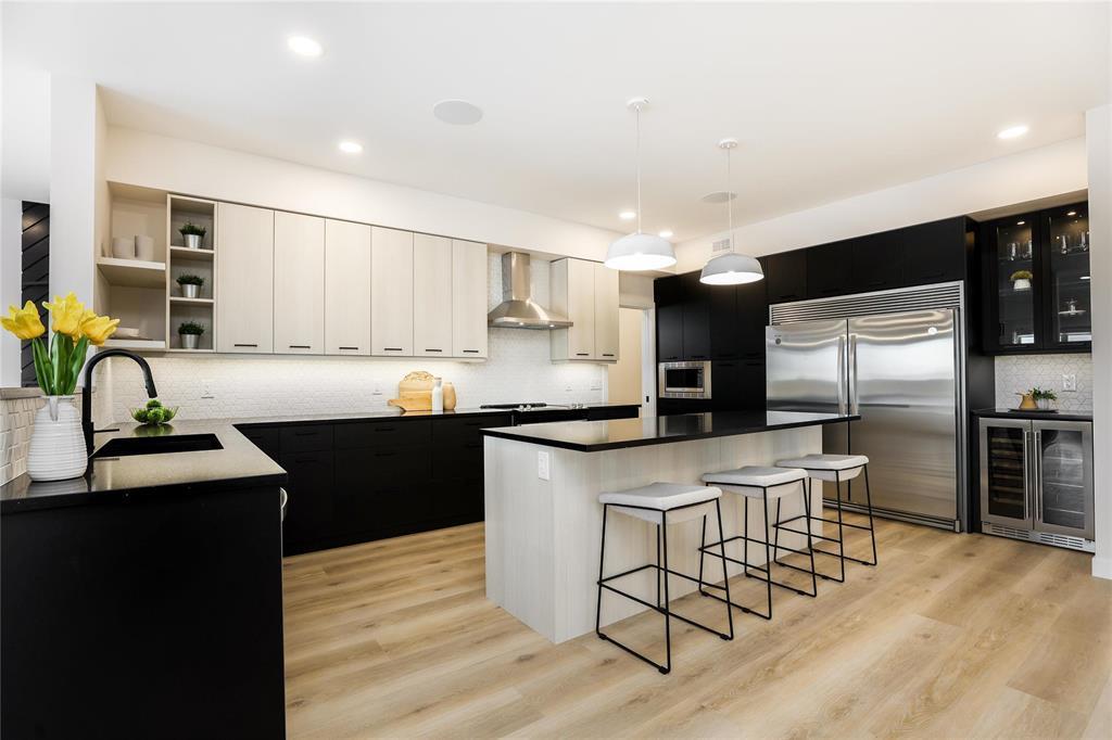 












13 Gardner Trail

,
West St Paul,




Manitoba
R2V5K1

