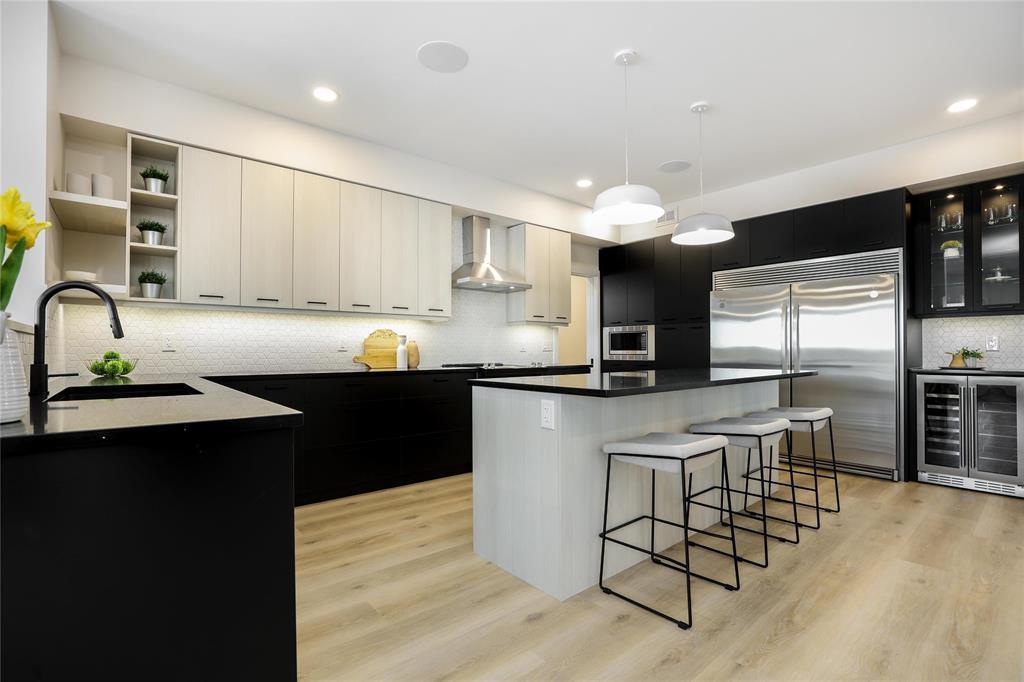 












13 Gardner Trail

,
West St Paul,




Manitoba
R2V5K1

