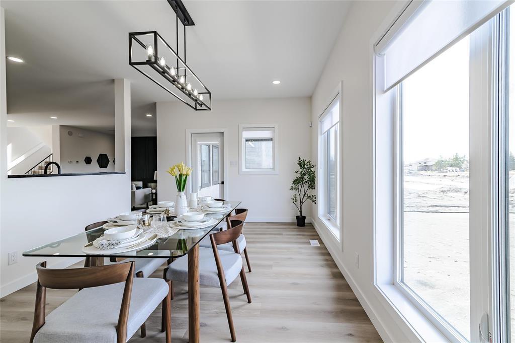












13 Gardner Trail

,
West St Paul,




Manitoba
R2V5K1

