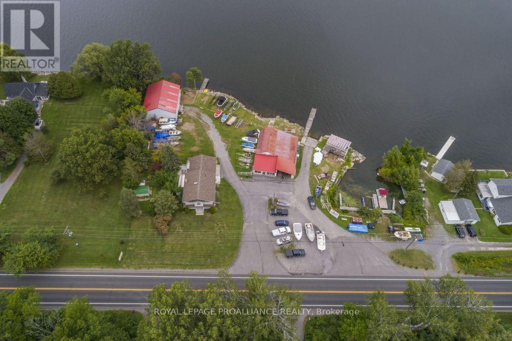 












11438 C LOYALIST PARKWAY N

,
Prince Edward County (North Marysburg Ward),




Ontario
K0K2T0

