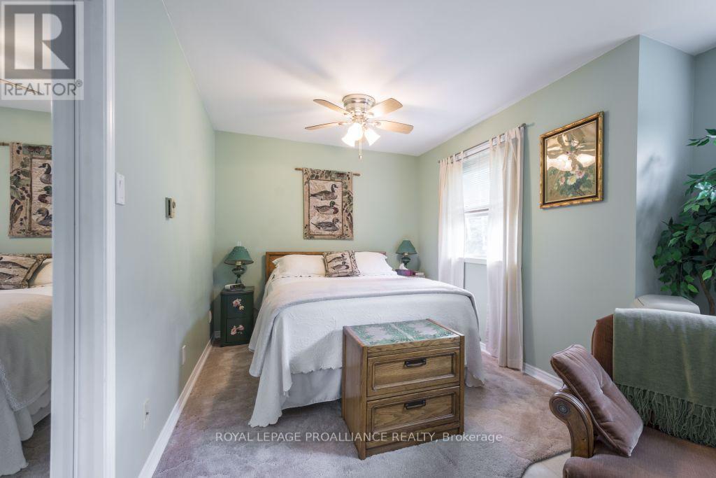 












11438 C LOYALIST PARKWAY N

,
Prince Edward County (North Marysburg Ward),




Ontario
K0K2T0

