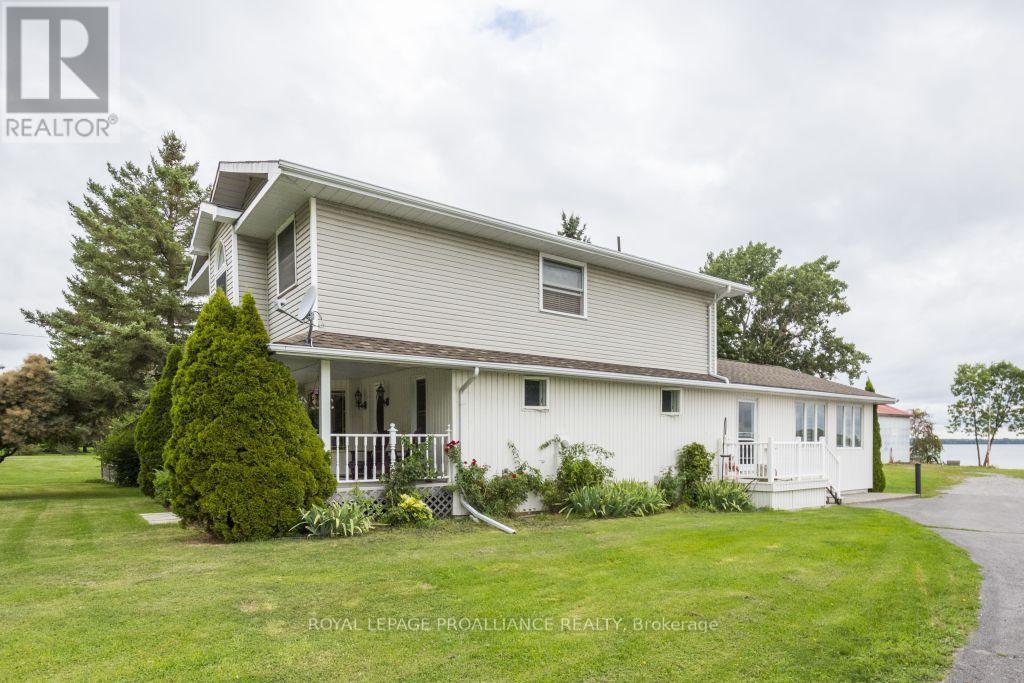 












11438 C LOYALIST PARKWAY N

,
Prince Edward County (North Marysburg Ward),




Ontario
K0K2T0

