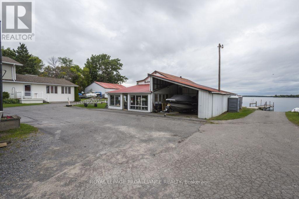 












11438 C LOYALIST PARKWAY N

,
Prince Edward County (North Marysburg Ward),




Ontario
K0K2T0

