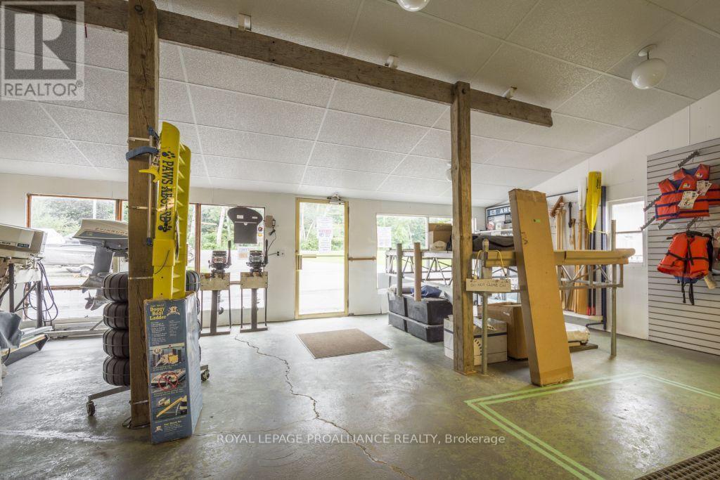 












11438 C LOYALIST PARKWAY N

,
Prince Edward County (North Marysburg Ward),




Ontario
K0K2T0

