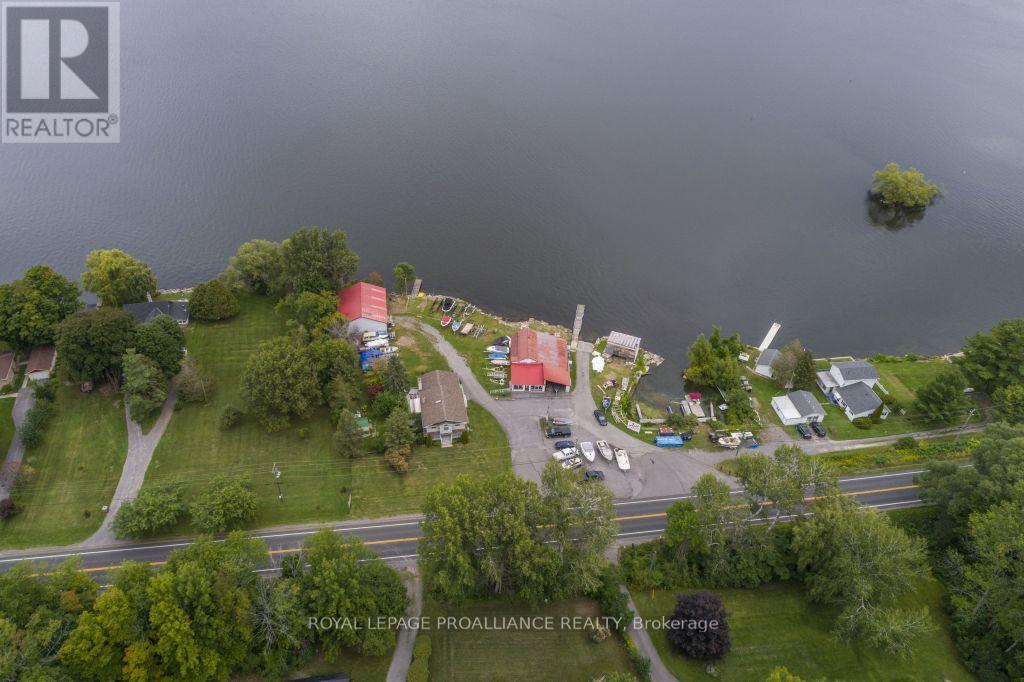 












11438 C LOYALIST PARKWAY N

,
Prince Edward County (North Marysburg Ward),




Ontario
K0K2T0

