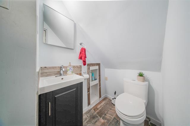 









482


Aberdeen

AVE,
Winnipeg,




MB
R2W 1W1

