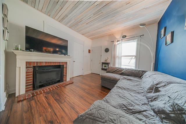 









482


Aberdeen

AVE,
Winnipeg,




MB
R2W 1W1

